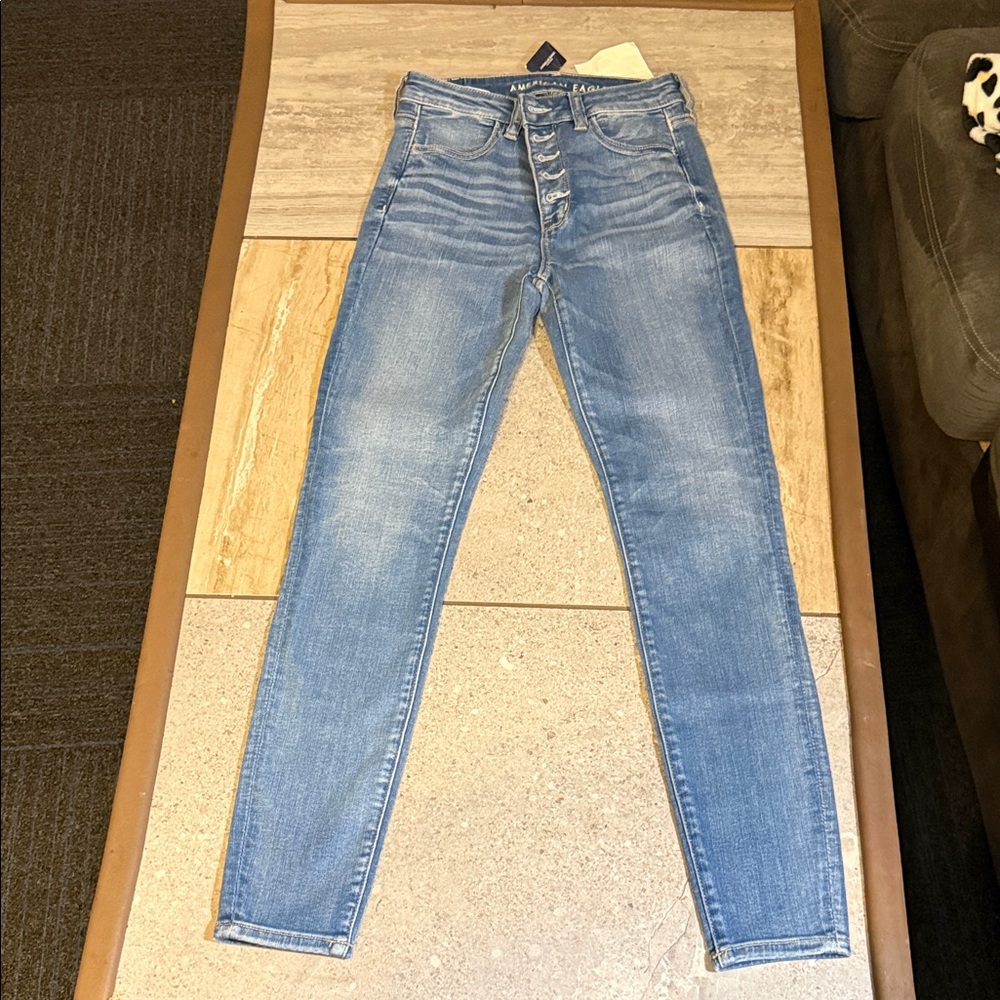 NWT AE jeggings super high rise size 4 regular